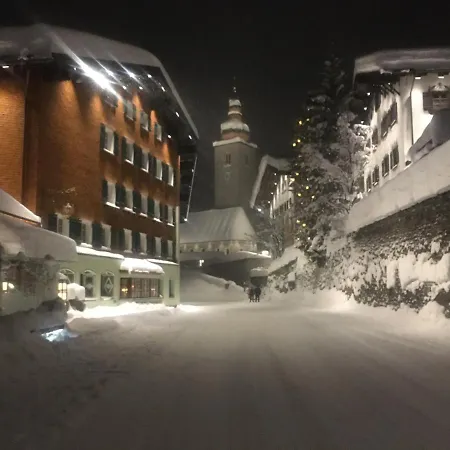 Krone Von - Romantikhotel - In Bester Lage Otel