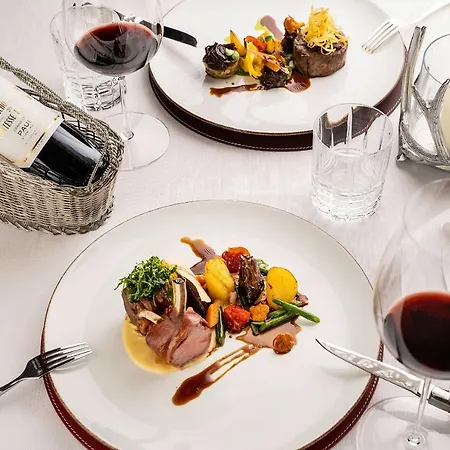 Krone Von - Romantikhotel - In Bester Lage 5*