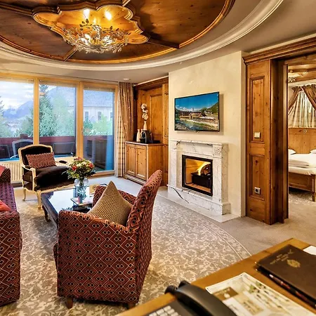 Hotel Krone Von - Romantikhotel - In Bester Lage Lech am Arlberg