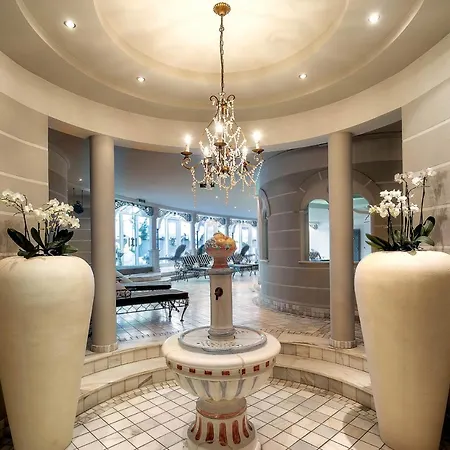 Krone Von - Romantikhotel - In Bester Lage Lech am Arlberg