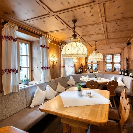 Hotel Krone Von - Romantikhotel - In Bester Lage