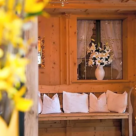Krone Von - Romantikhotel - In Bester Lage 5* Lech am Arlberg