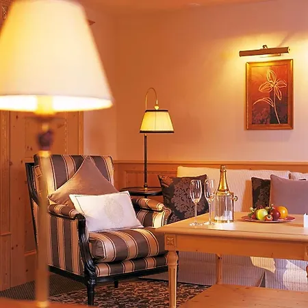 Krone Von - Romantikhotel - In Bester Lage