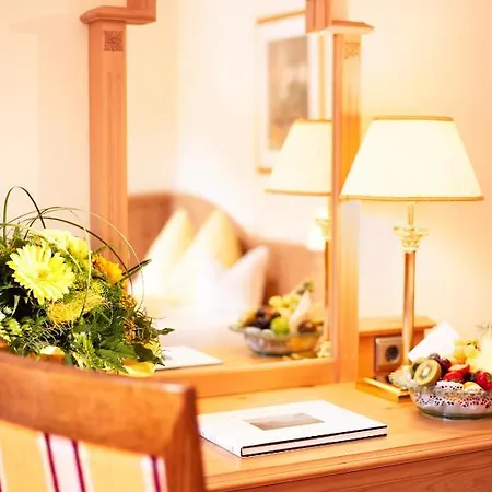 Krone Von - Romantikhotel - In Bester Lage Hotel Lech am Arlberg