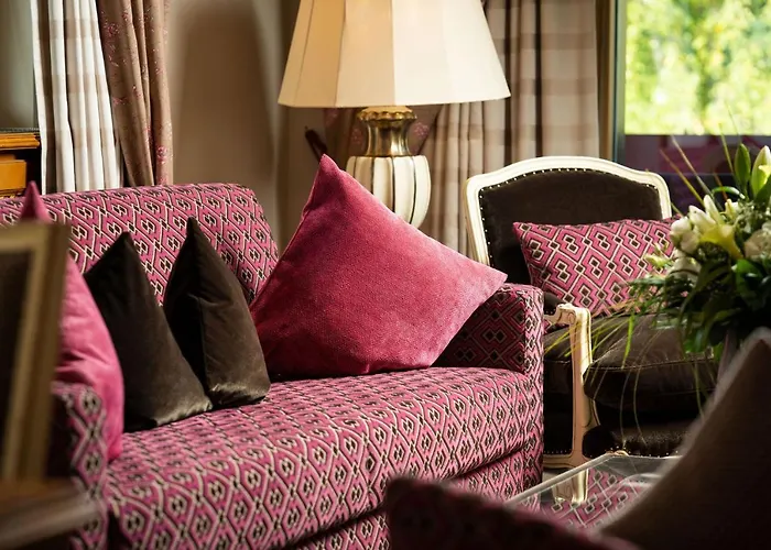 Krone Von - Romantikhotel - In Bester Lage Lech