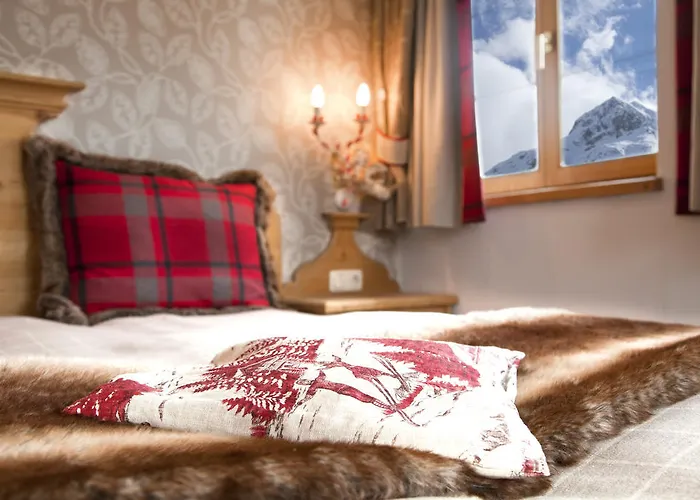 Krone Von - Romantikhotel - In Bester Lage Lech