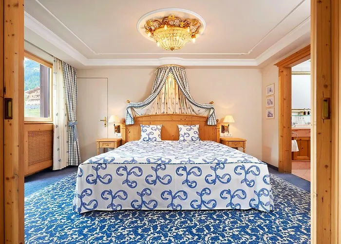 Krone Von - Romantikhotel - In Bester Lage Hotel Lech